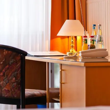 Subklew Hotel 3*